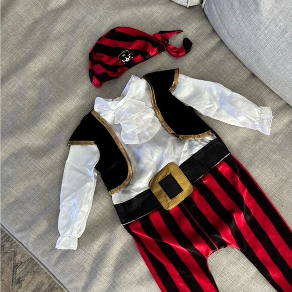 Pirate costume 12-18 months - Picture 12 of 13